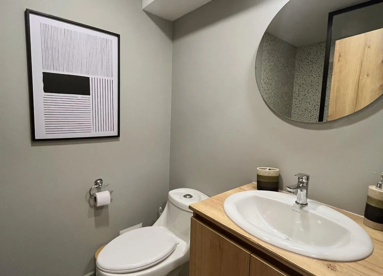 Apartment Great Space In Perfect Area! Walk Everywhere! Bogota