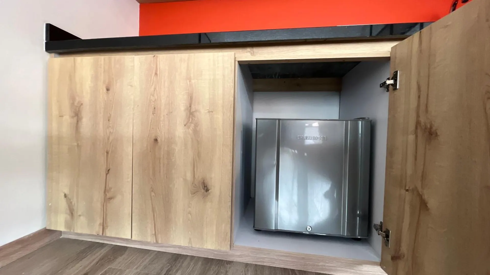 Great Space In Perfect Area! Walk Everywhere! Bogota Apartment
