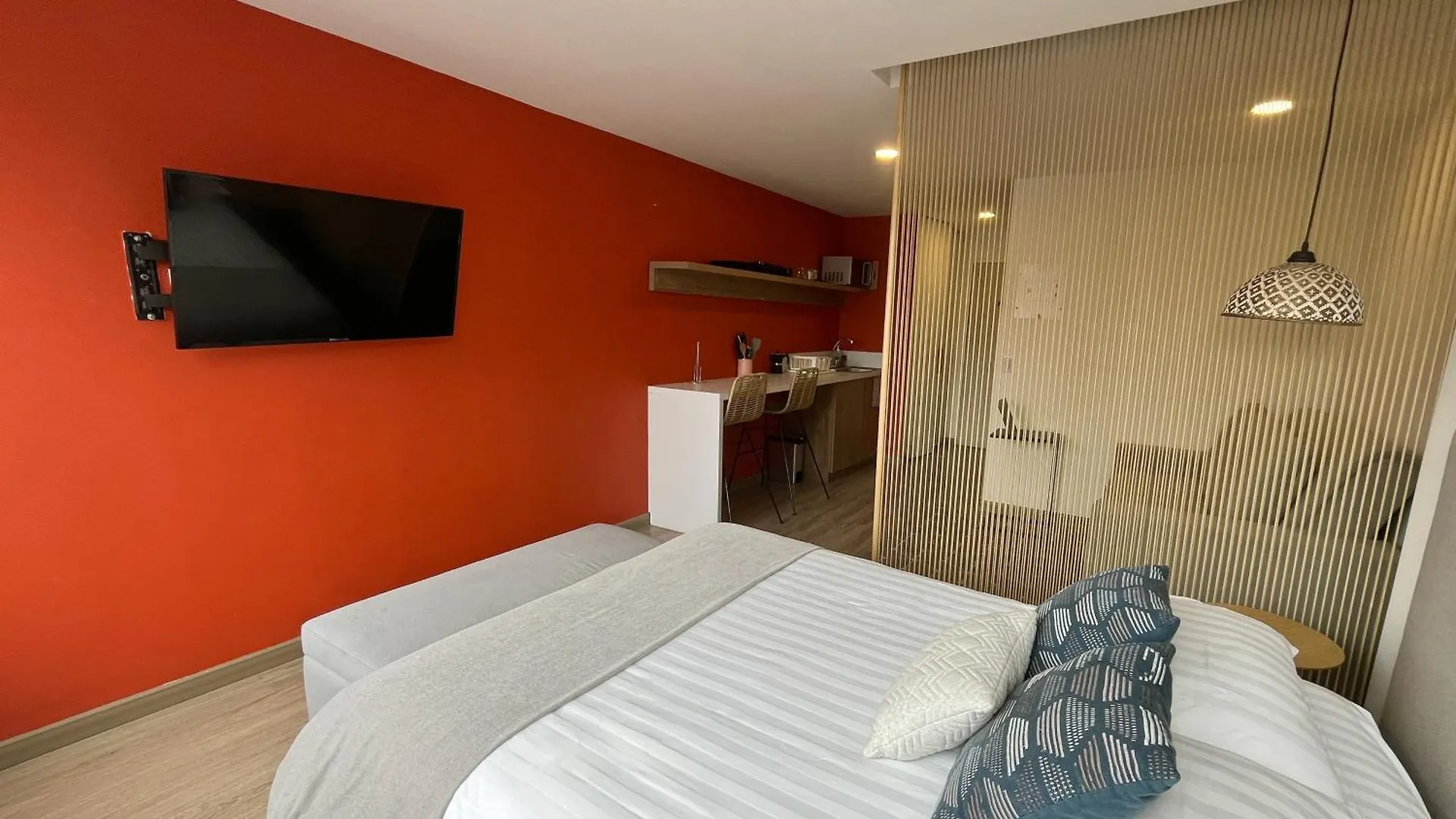 Great Space In Perfect Area! Walk Everywhere! Bogota 0*,  Colombia
